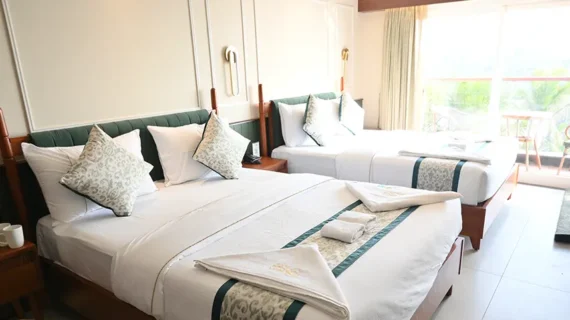 AC-Premium-4-Bed-Side-Sea-Facing-1